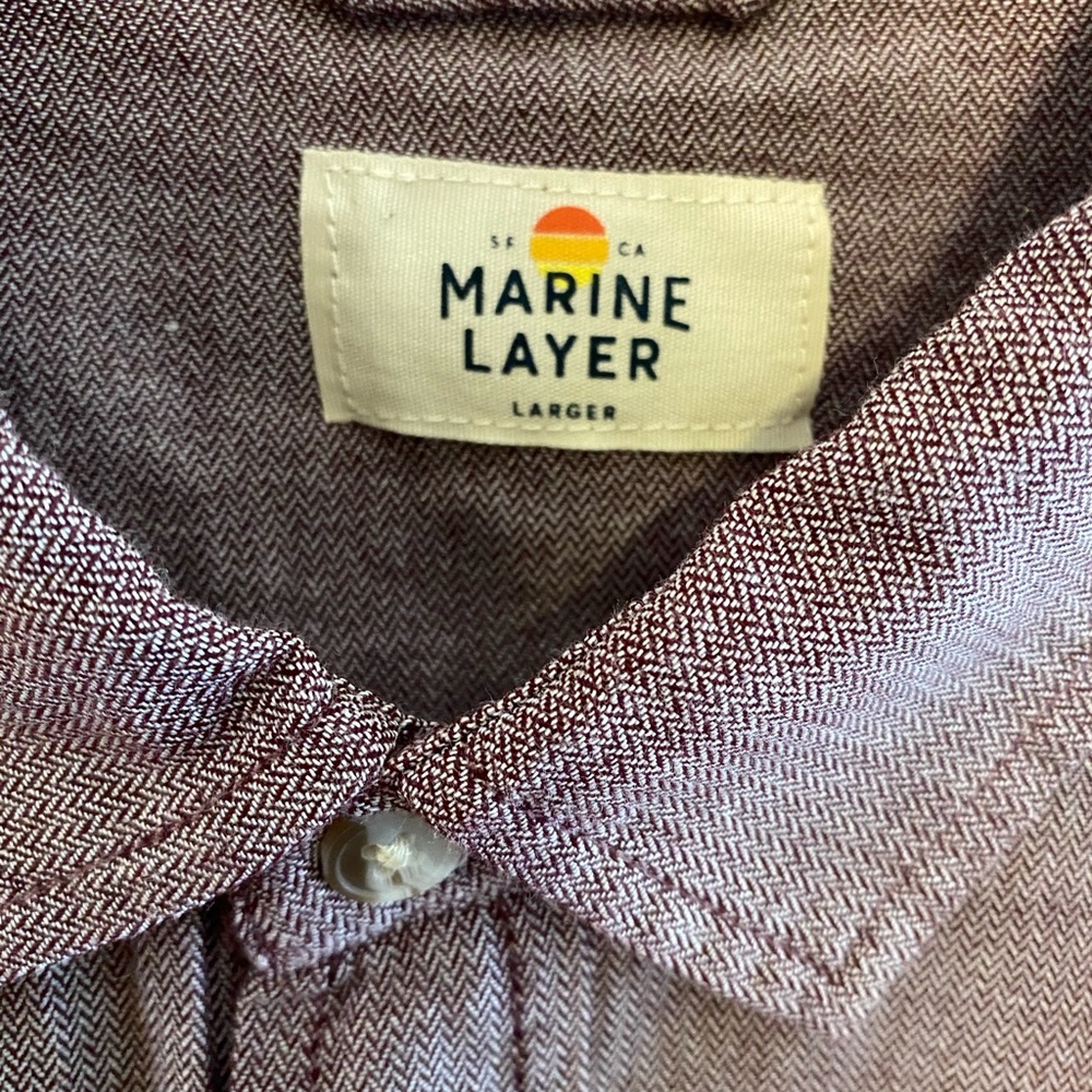 NWOT Marine Layer Lightweight Red Button Up Shirt Larger - Picture 3 of 6